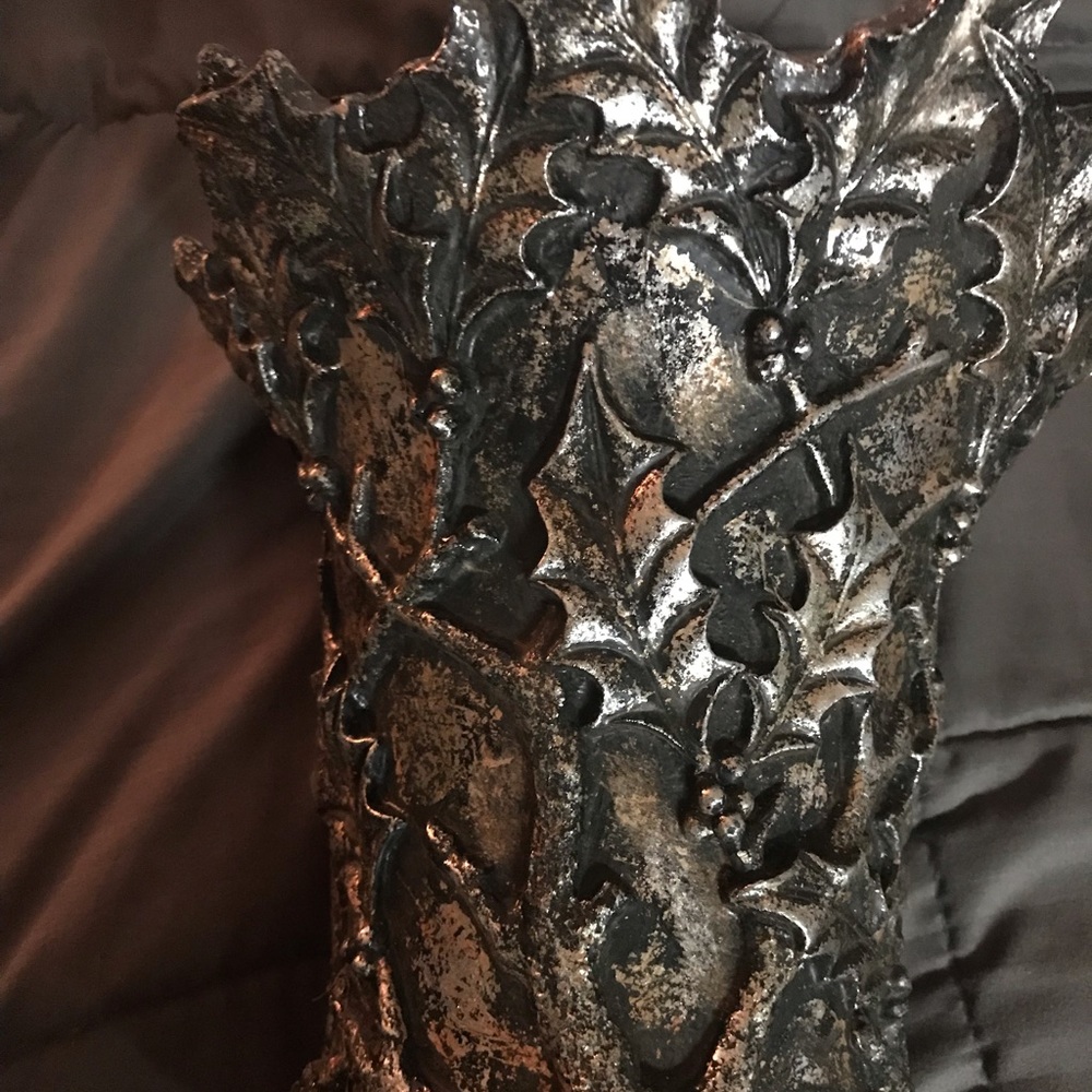 Leaf Claw Foot Vase